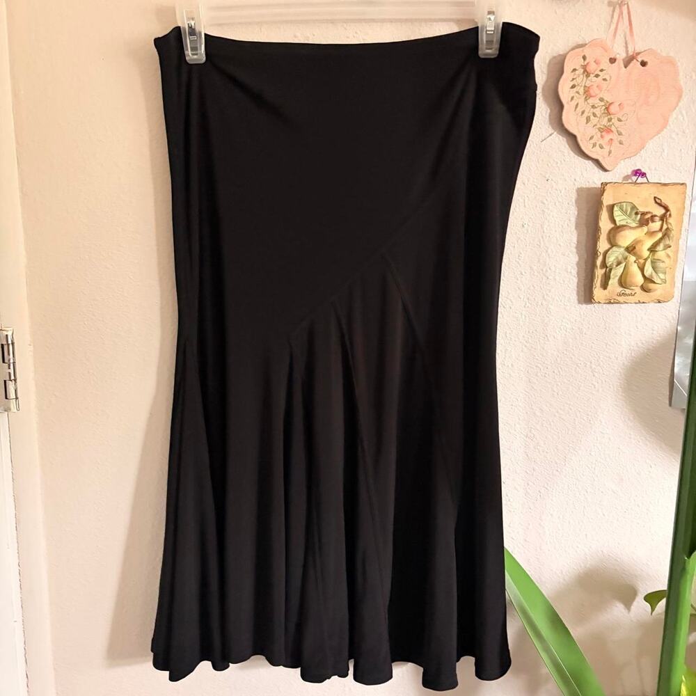 Fylo Black Line Detail Midi Skirt M